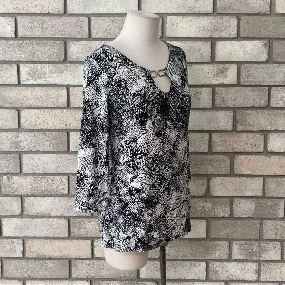 3for$20 DanaBuchman (XS) Blouse